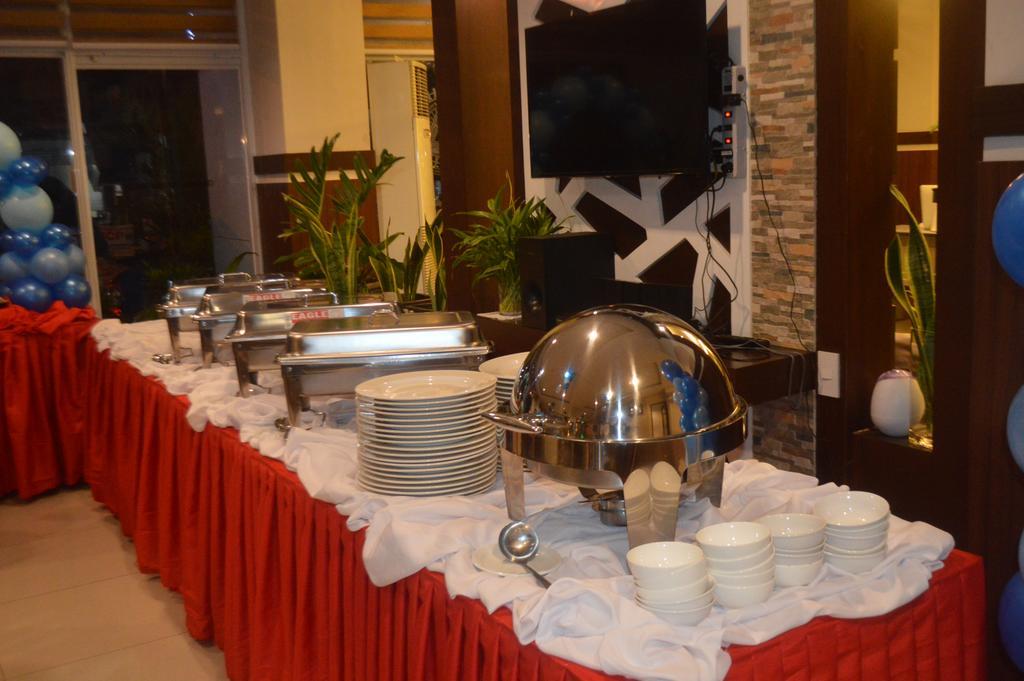 Alu Hotel Davao City Dış mekan fotoğraf