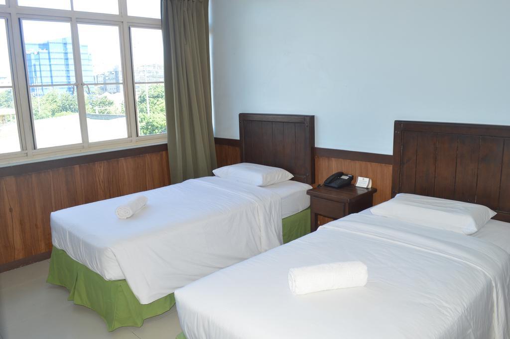 Alu Hotel Davao City Dış mekan fotoğraf