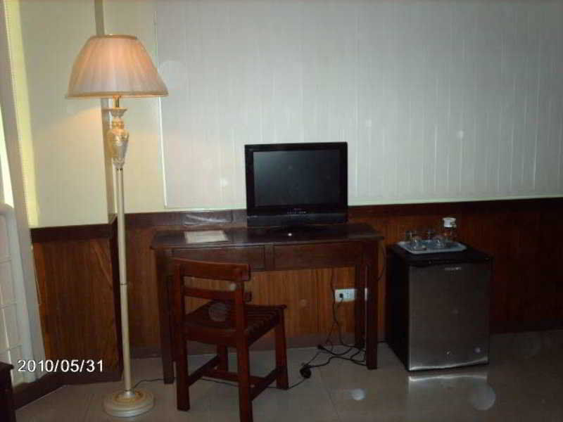 Alu Hotel Davao City Dış mekan fotoğraf